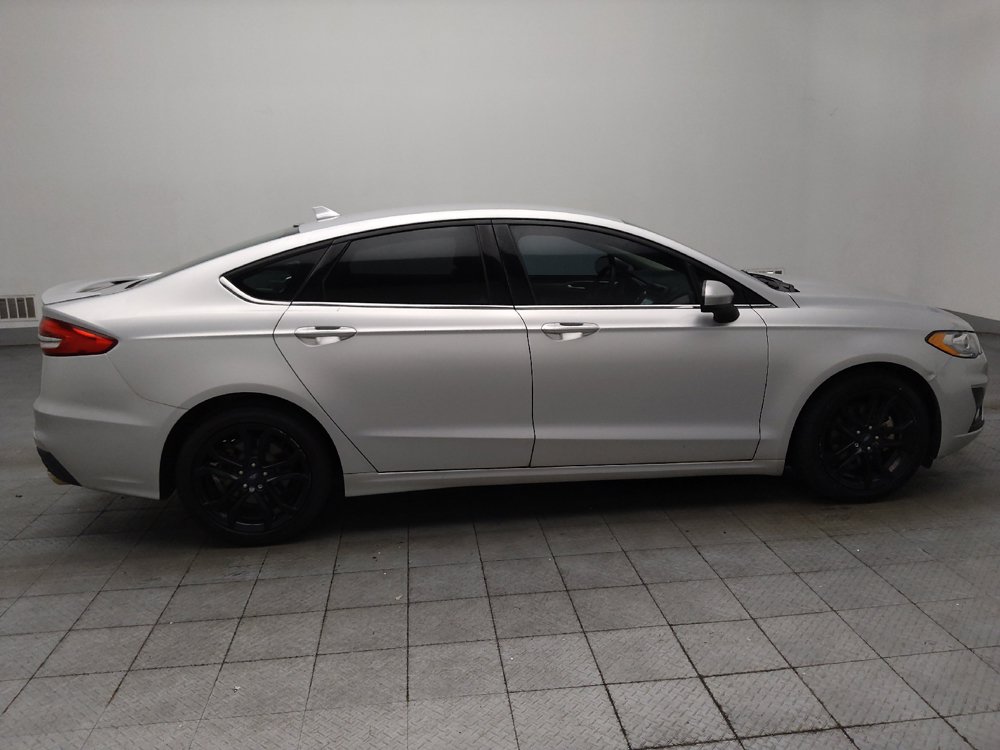 Used 2019 Ford Fusion SE w/ Equipment Group 151A FWD image 10