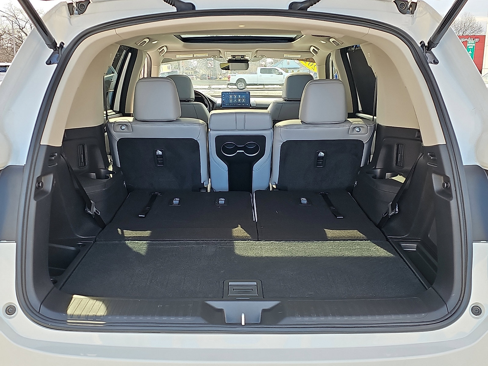 Used 2024 Honda Pilot Touring image 32