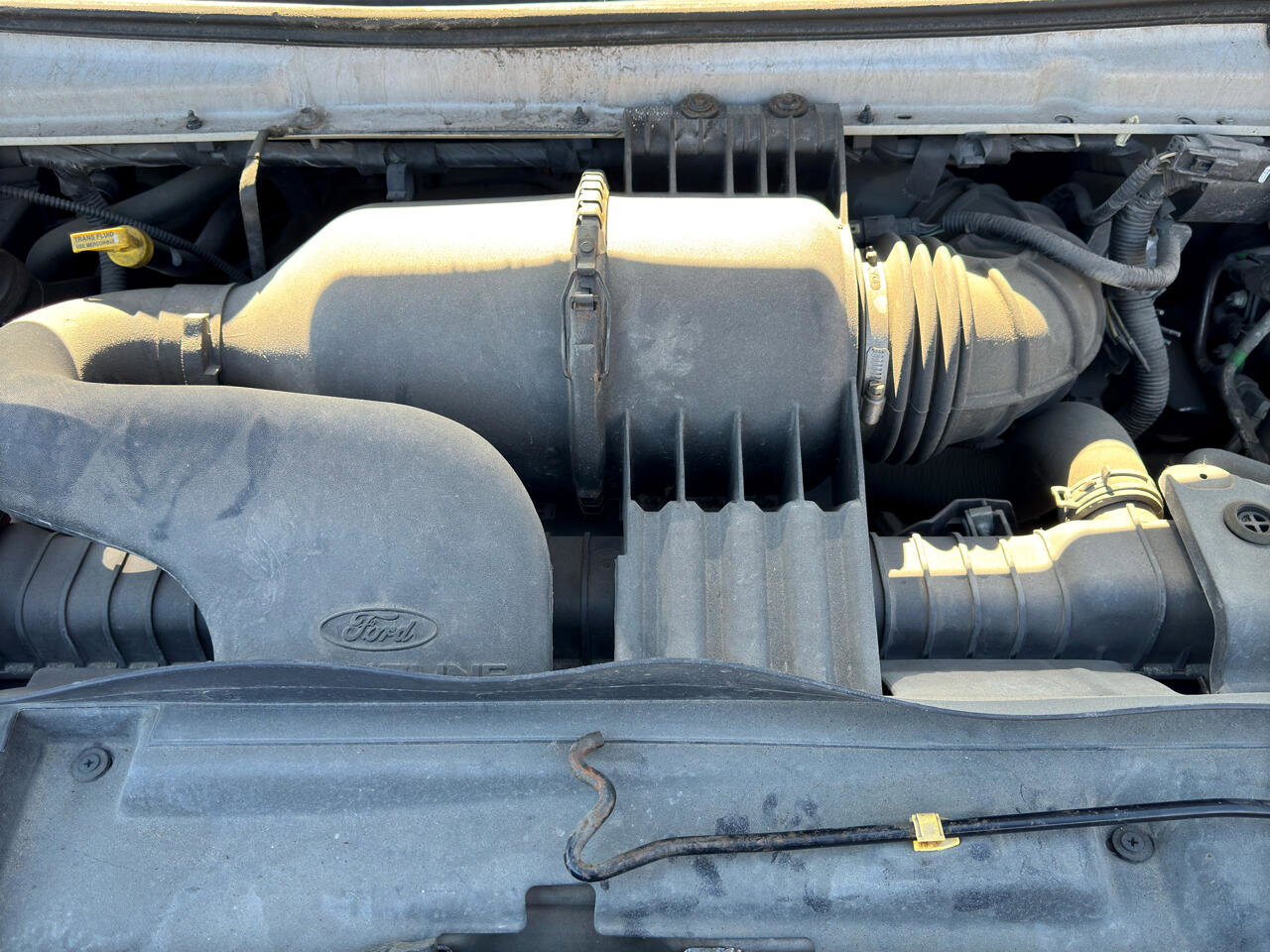 Used 2011 Ford E-450 and Econoline 450 Super Duty image 15