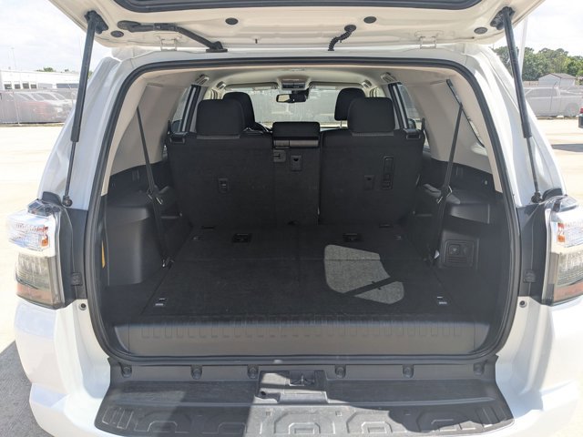 Used 2024 Toyota 4Runner SR5 AWD/4WD image 7