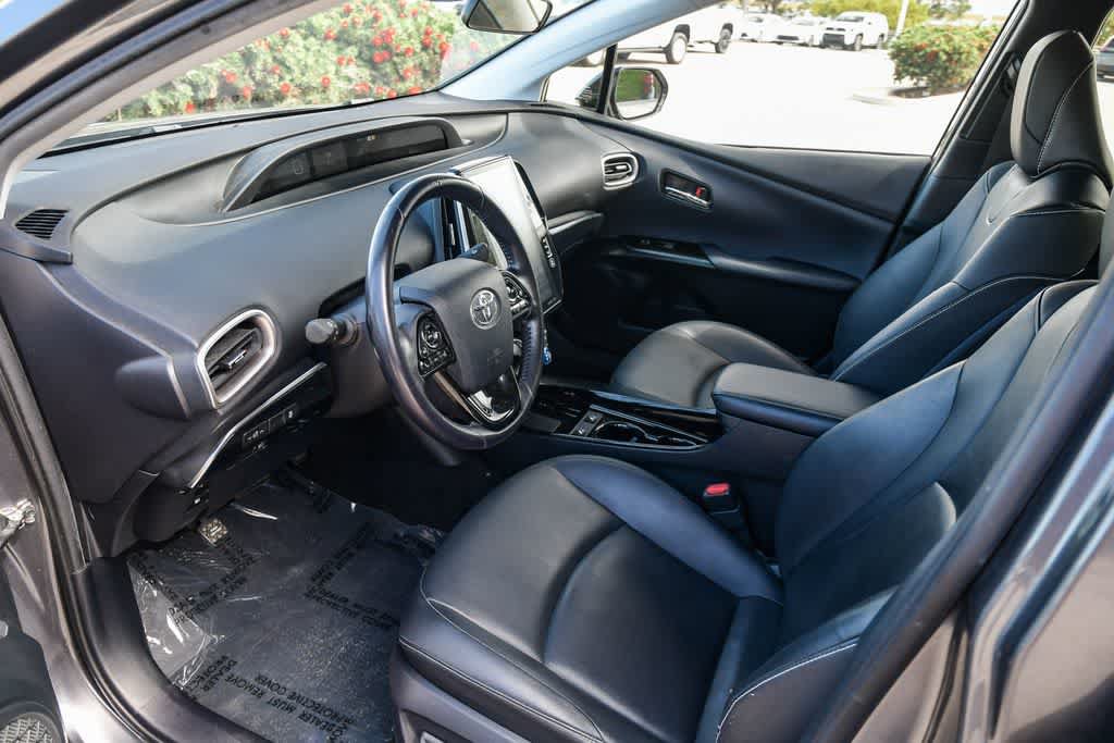 Used 2020 Toyota Prius Prime XLE FWD image 16