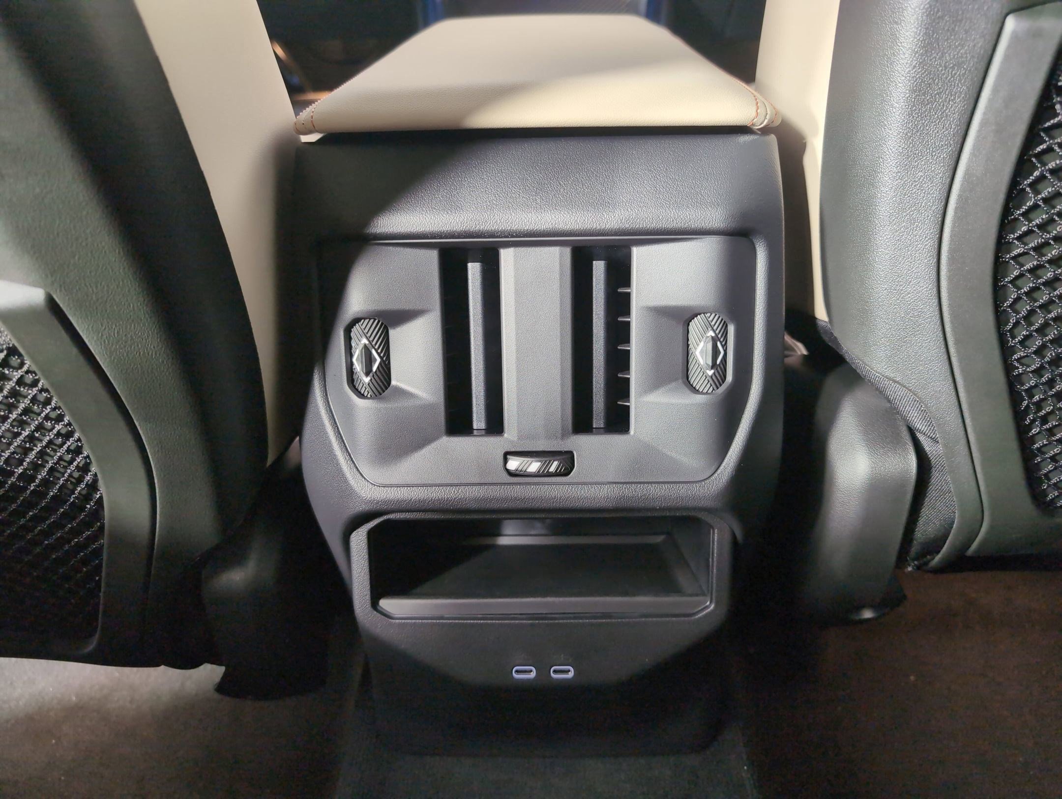 Used 2025 BMW X3 xDrive30i w/ M Sport Package image 27