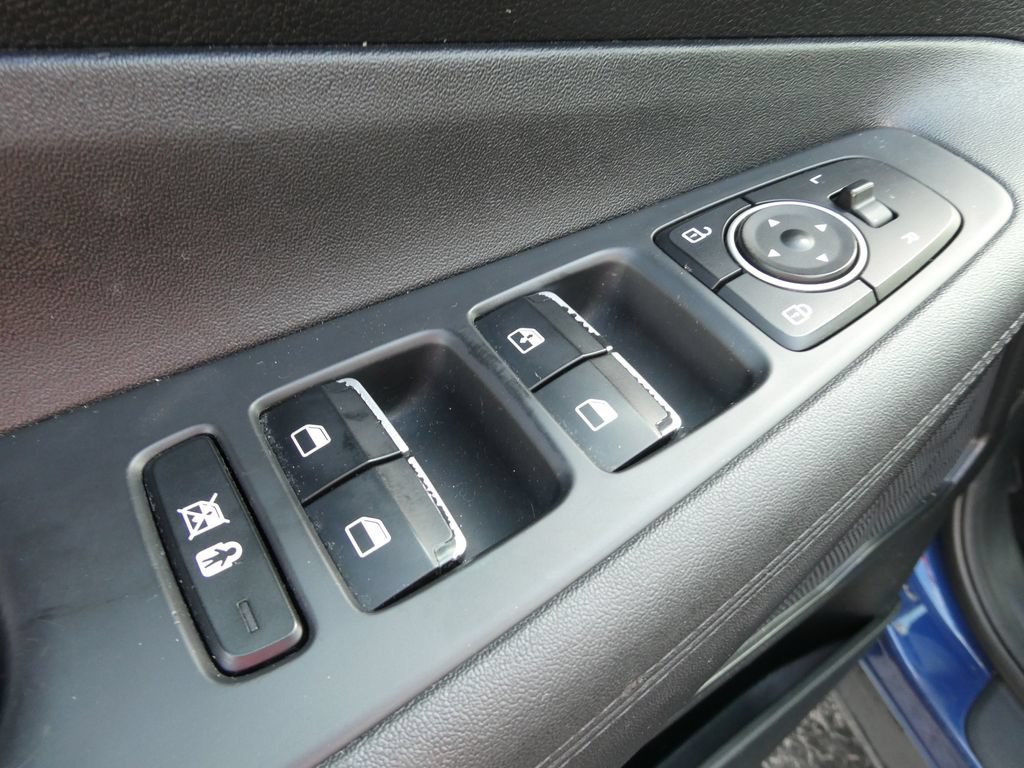 Used 2019 Hyundai Santa Fe SE AWD/4WD image 23