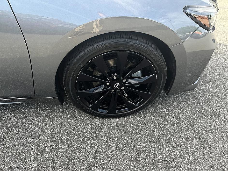 Certified 2023 Nissan Maxima SR w/ Sport Mat Group FWD image 12