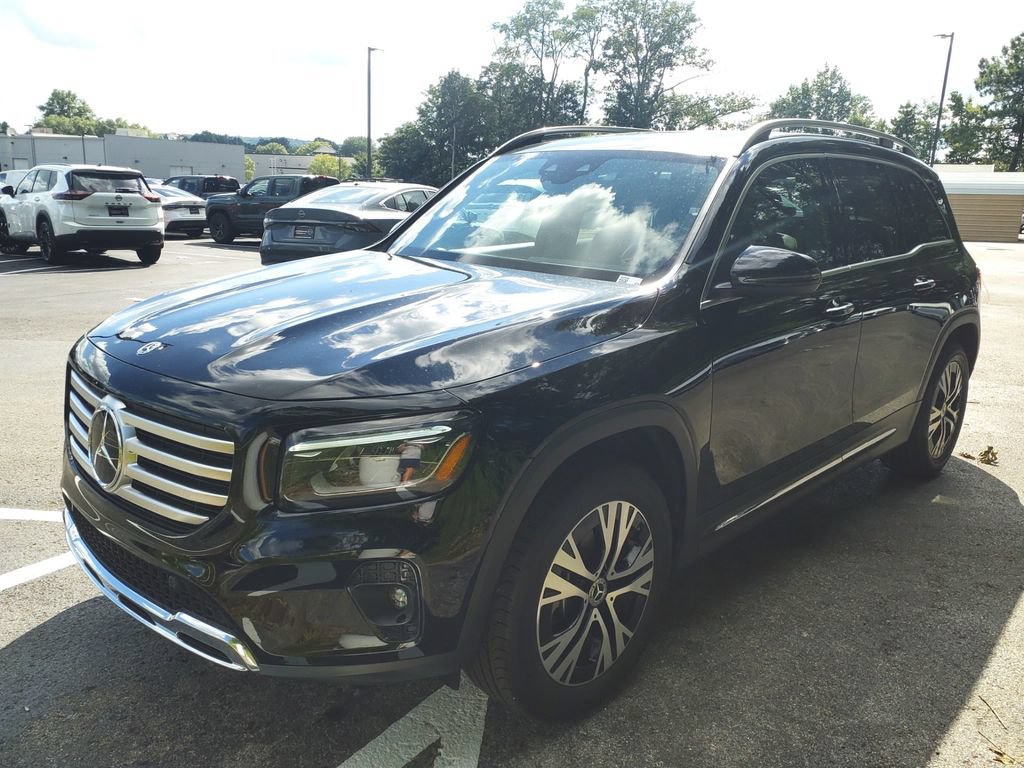 Certified 2024 Mercedes-Benz GLB 250 image 3