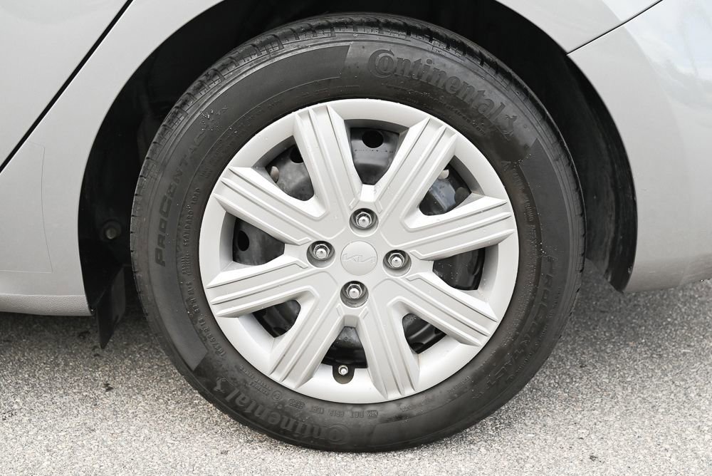 Used 2023 Kia Rio S image 7