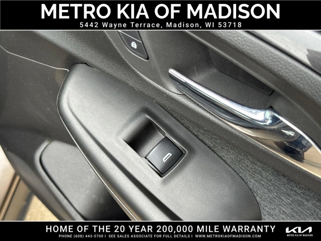 Used 2022 Chevrolet TrailBlazer ACTIV AWD/4WD image 38