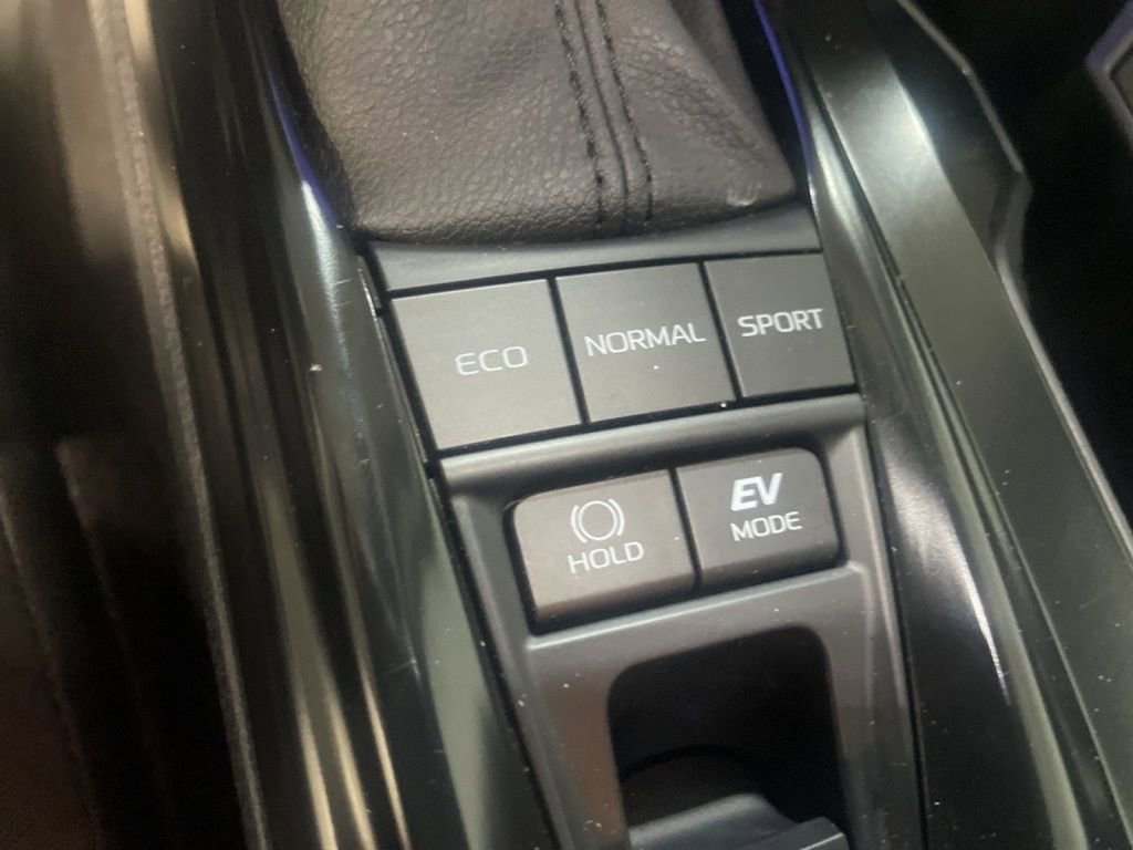 Certified 2025 Toyota Camry LE image 27