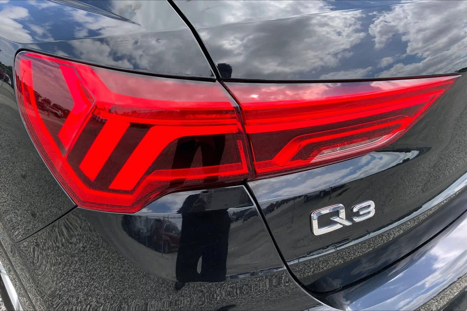Used 2023 Audi Q3 2.0T Premium AWD/4WD image 55