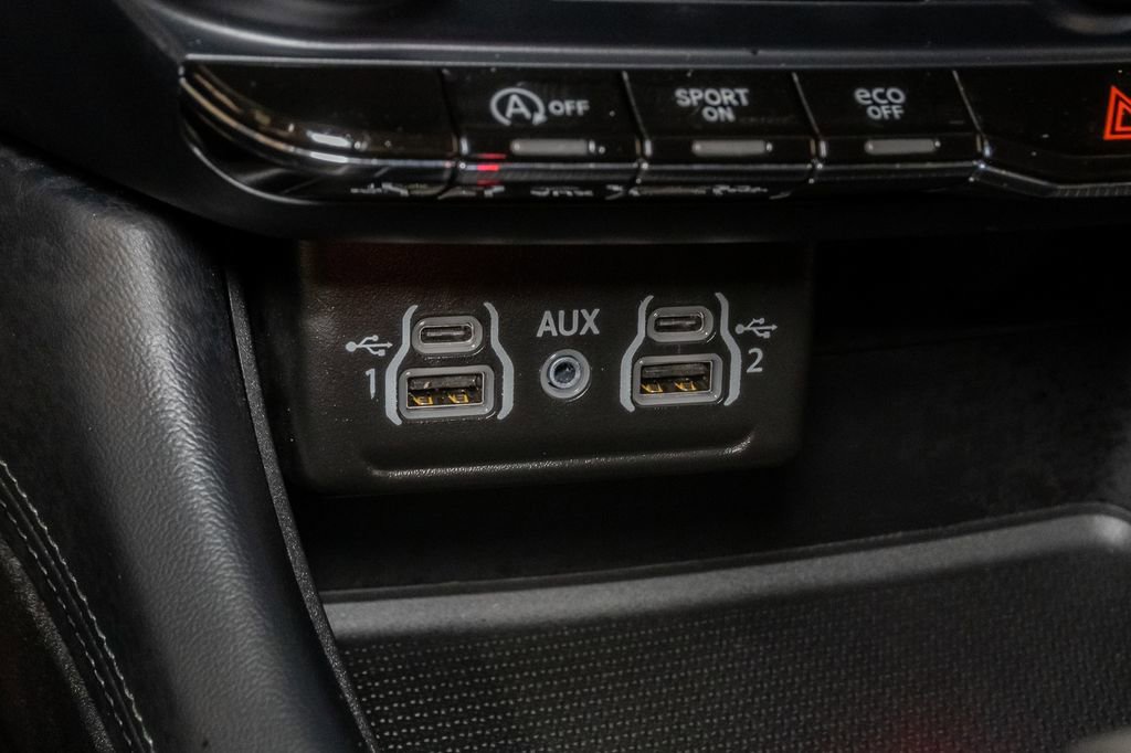 Certified 2024 Dodge Durango SXT w/ SXT Blacktop Group image 19