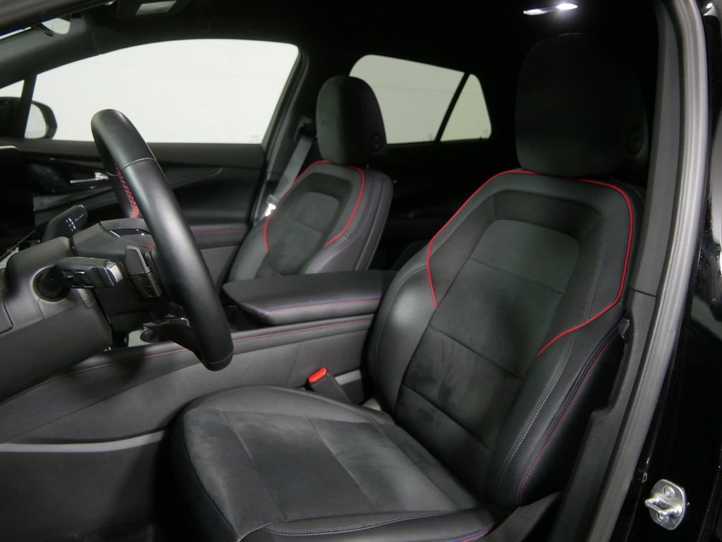 Used 2024 Chevrolet Blazer EV RS AWD/4WD image 11