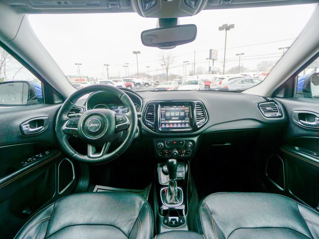 Used 2018 Jeep Compass Limited image 2