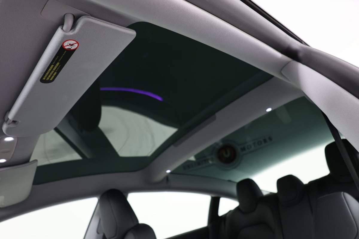 Used 2025 Tesla Model 3 RWD image 13