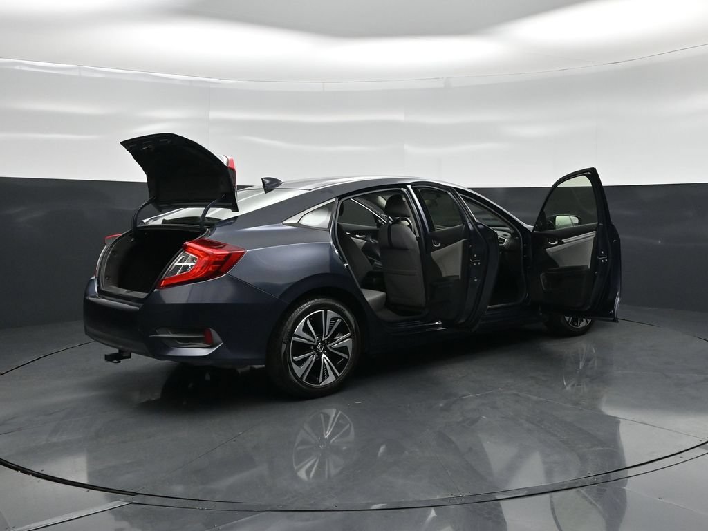 Used 2018 Honda Civic EX-T image 4