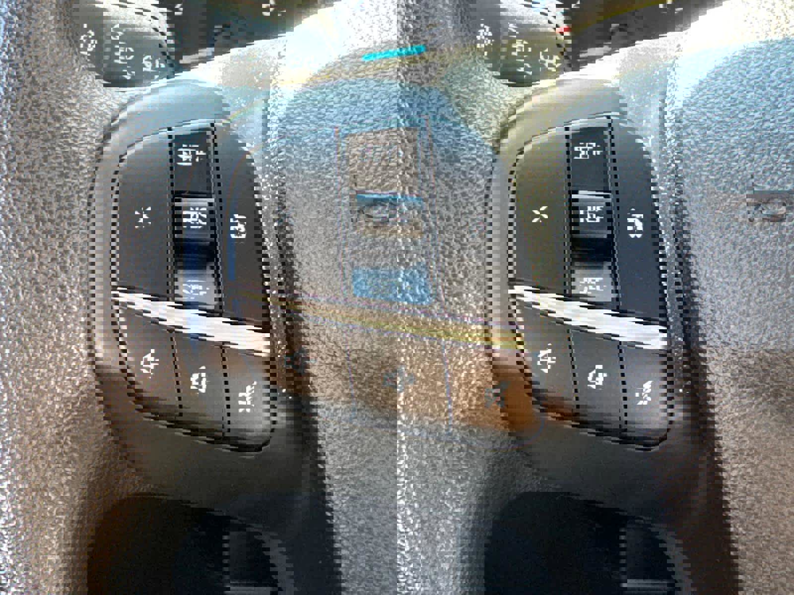 Used 2022 Ford Escape SE image 22