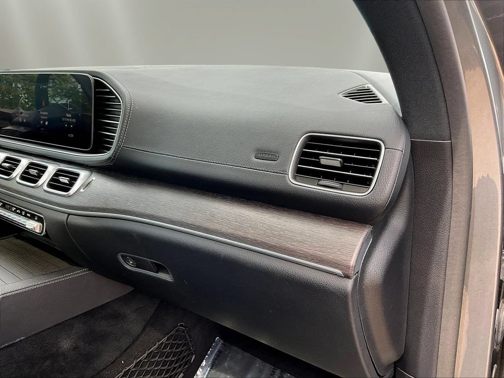 Used 2020 Mercedes-Benz GLS 450 4MATIC image 27