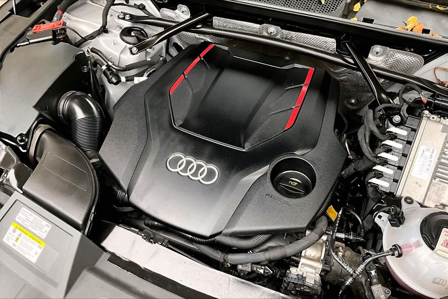 Used 2022 Audi SQ5 Premium Plus w/ Premium Plus Package AWD/4WD image 30
