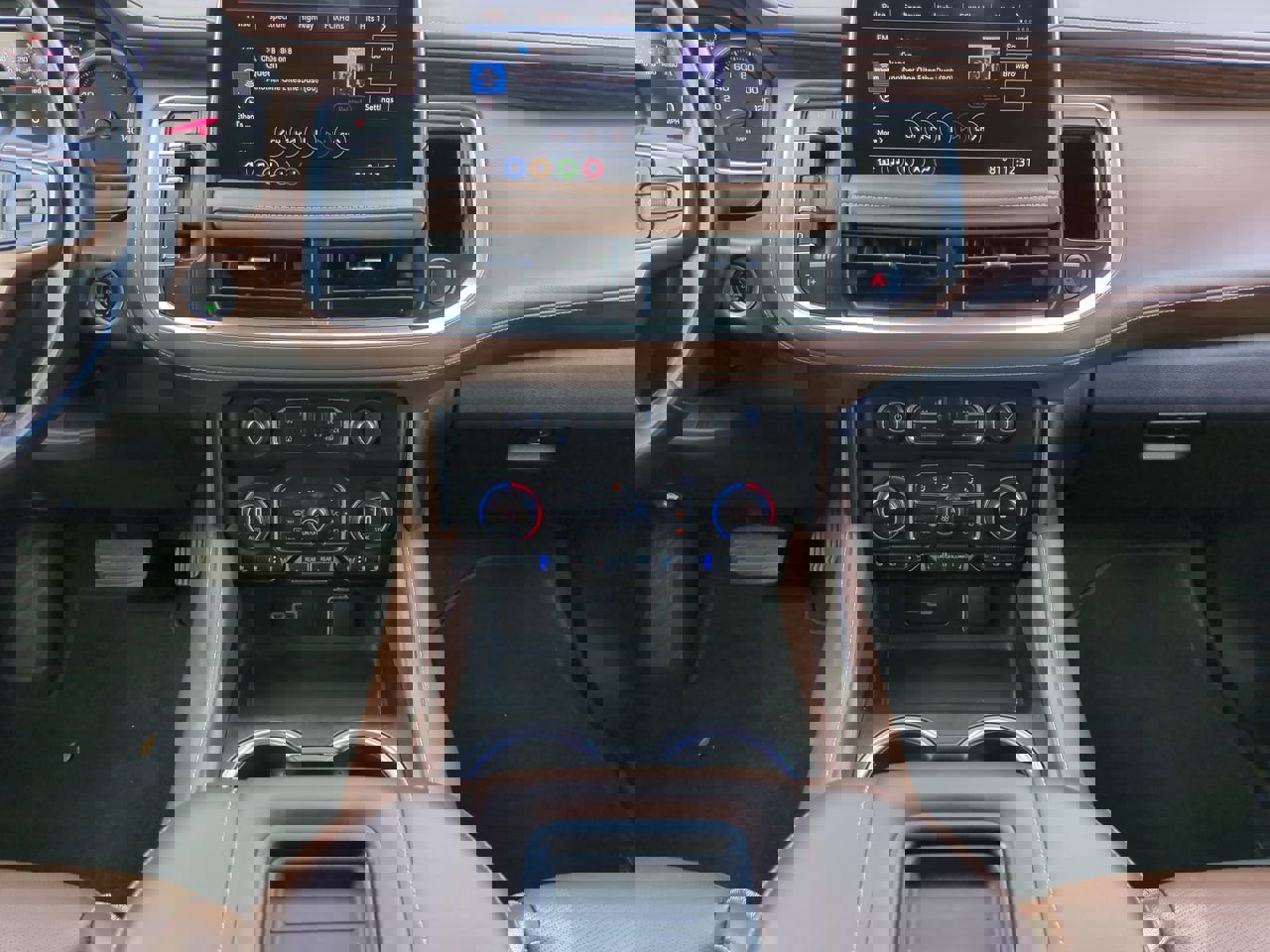 Used 2021 Chevrolet Suburban High Country w/ Premium Package image 19