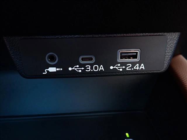 Used 2025 Subaru Forester Touring AWD/4WD image 22