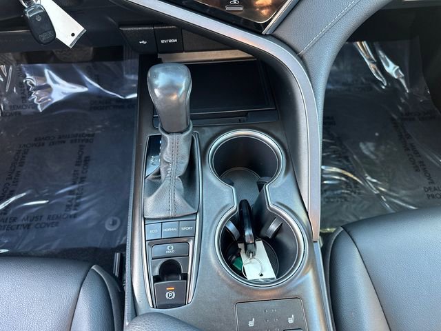 Used 2023 Toyota Camry SE w/ Cold Weather Package image 23