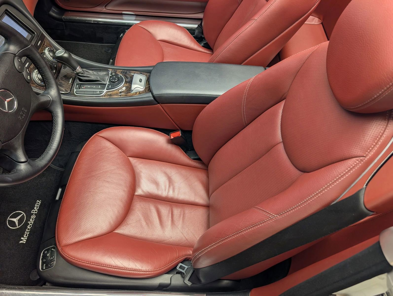 Used 2007 Mercedes-Benz SL 550 image 8