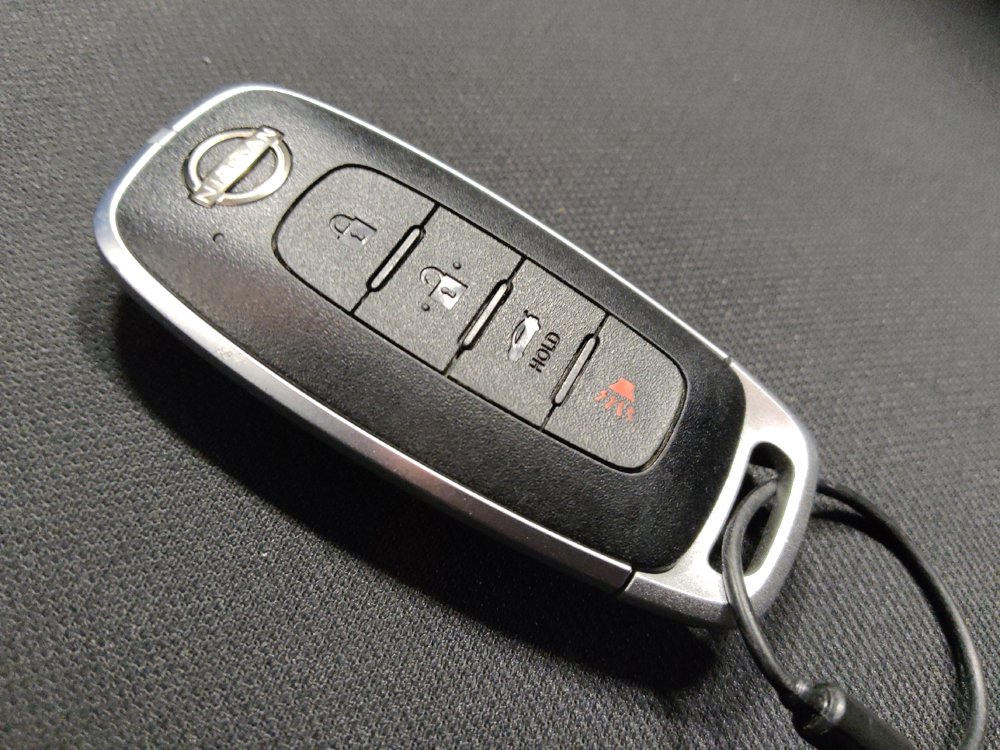 Used 2025 Nissan Sentra SV FWD image 32