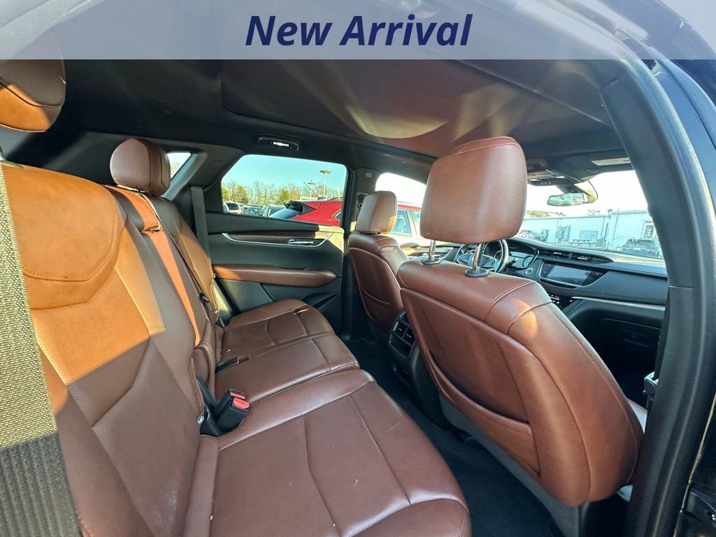 Used 2020 Cadillac XT5 Premium Luxury w/ LPO, Floor Liner Package image 9