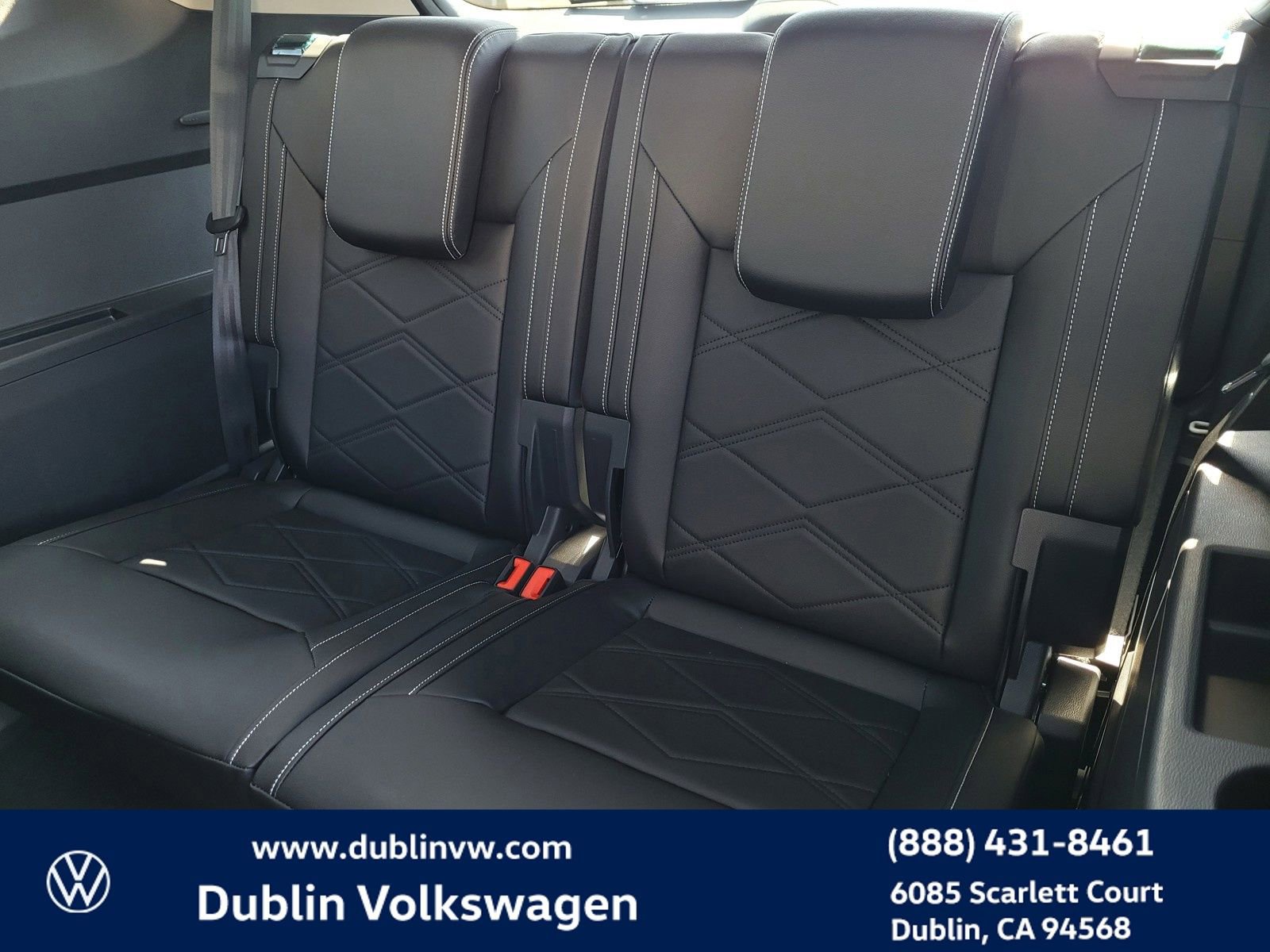 New 2026 Volkswagen Atlas SE image 10