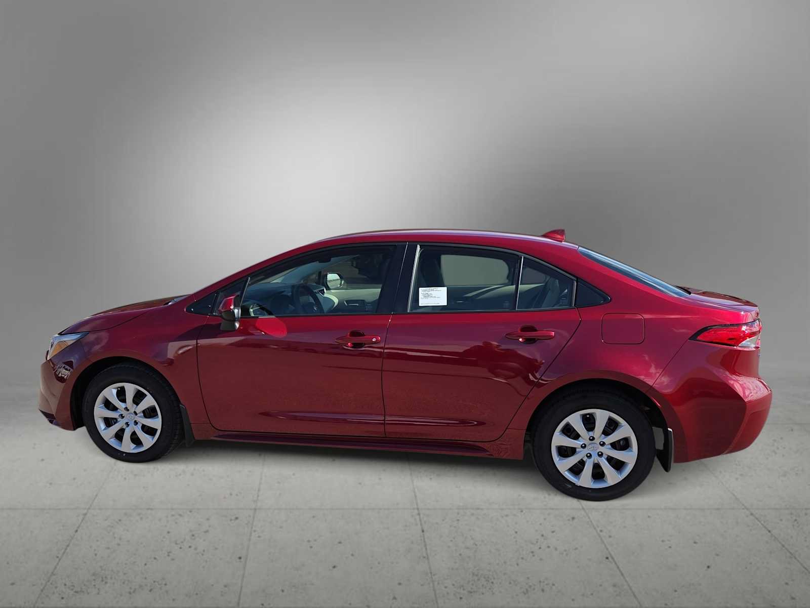 Used 2026 Toyota Corolla LE FWD image 5