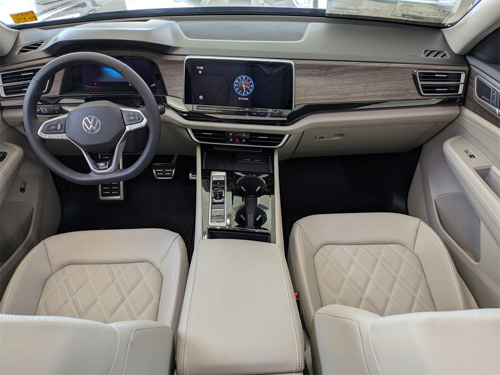 New 2026 Volkswagen Atlas SEL Premium R-Line image 17