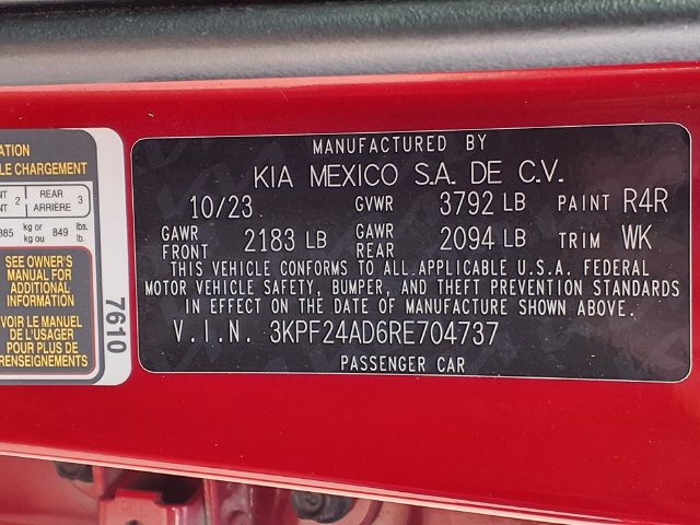 Used 2024 Kia Forte LXS FWD image 9
