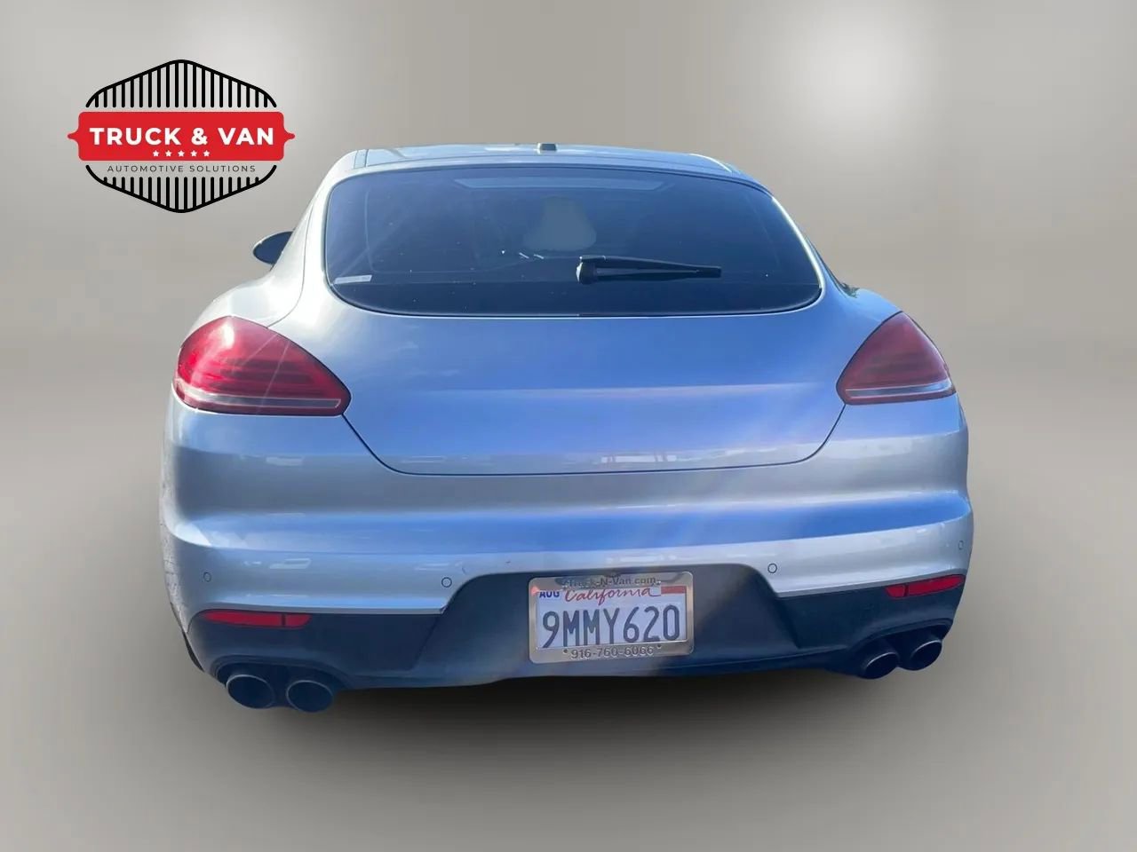 Used 2015 Porsche Panamera S RWD image 5