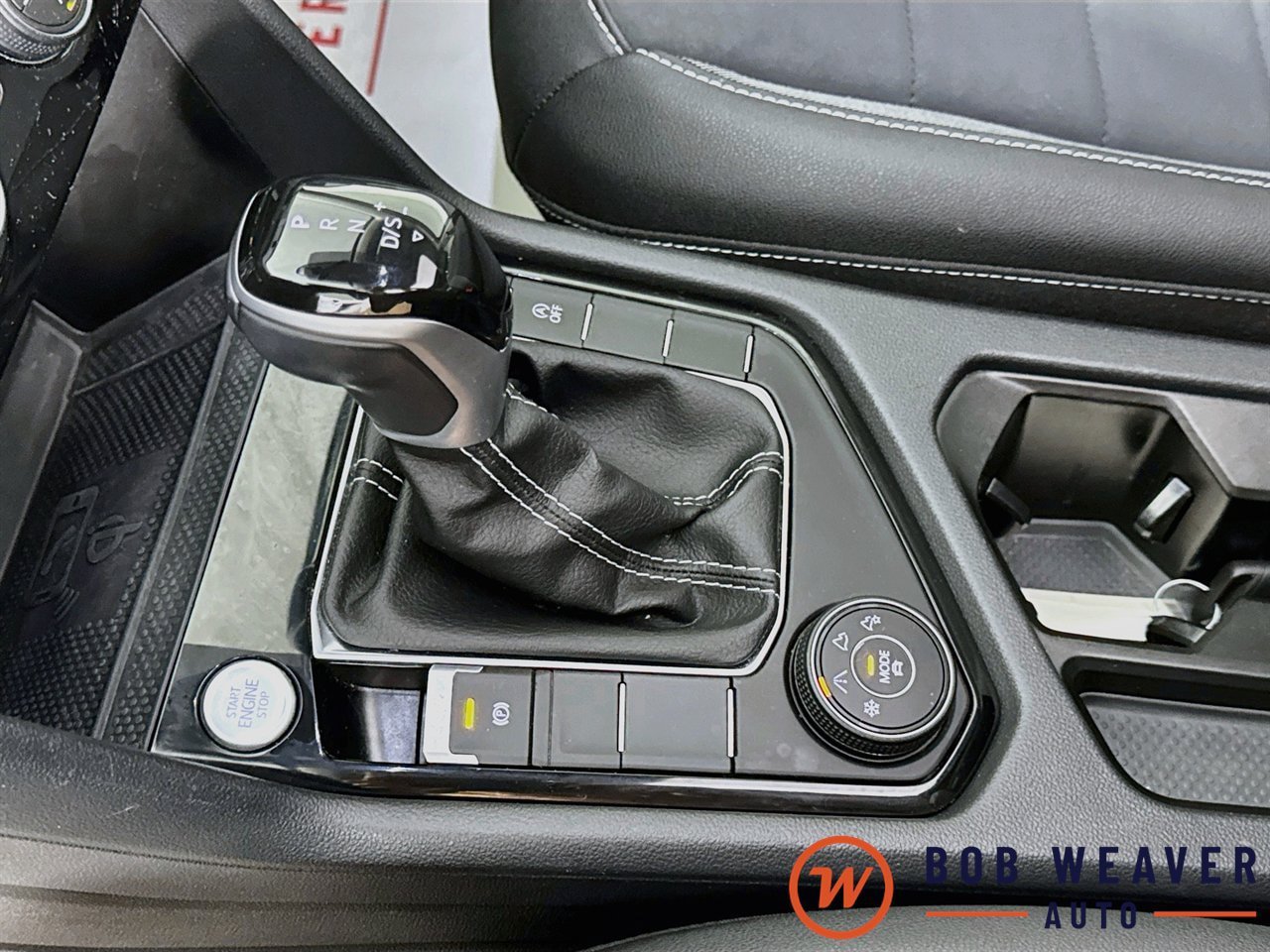 Used 2024 Volkswagen Taos SE AWD/4WD image 20