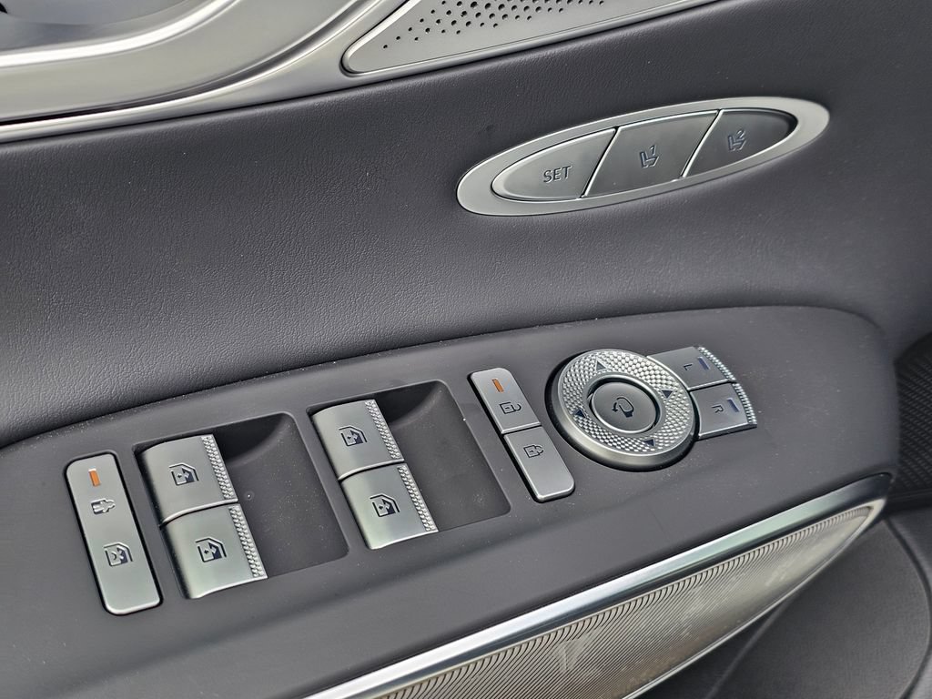 New 2026 Genesis GV70 3.5T Sport Advanced AWD/4WD image 32