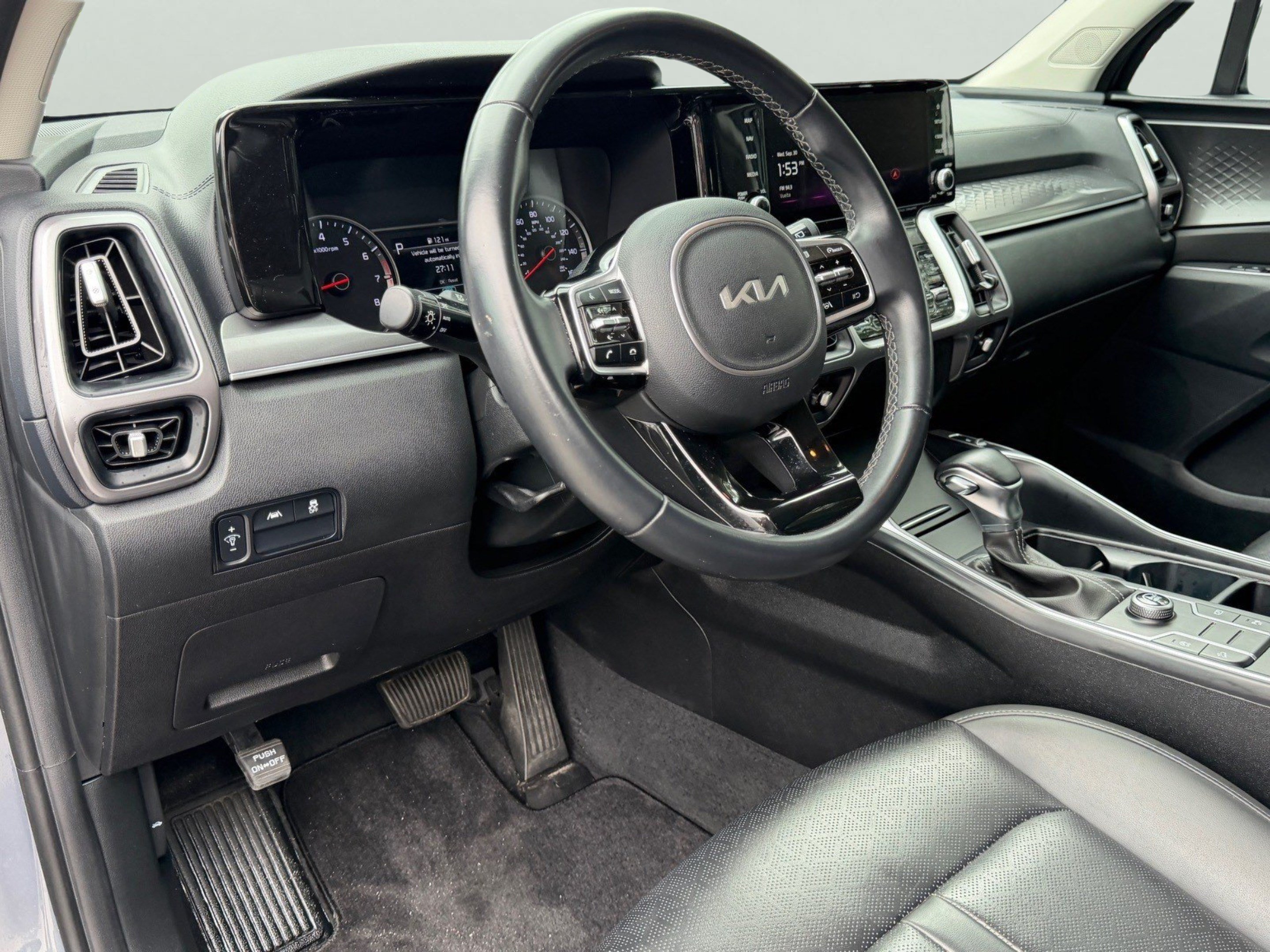 Certified 2023 Kia Sorento S FWD image 24