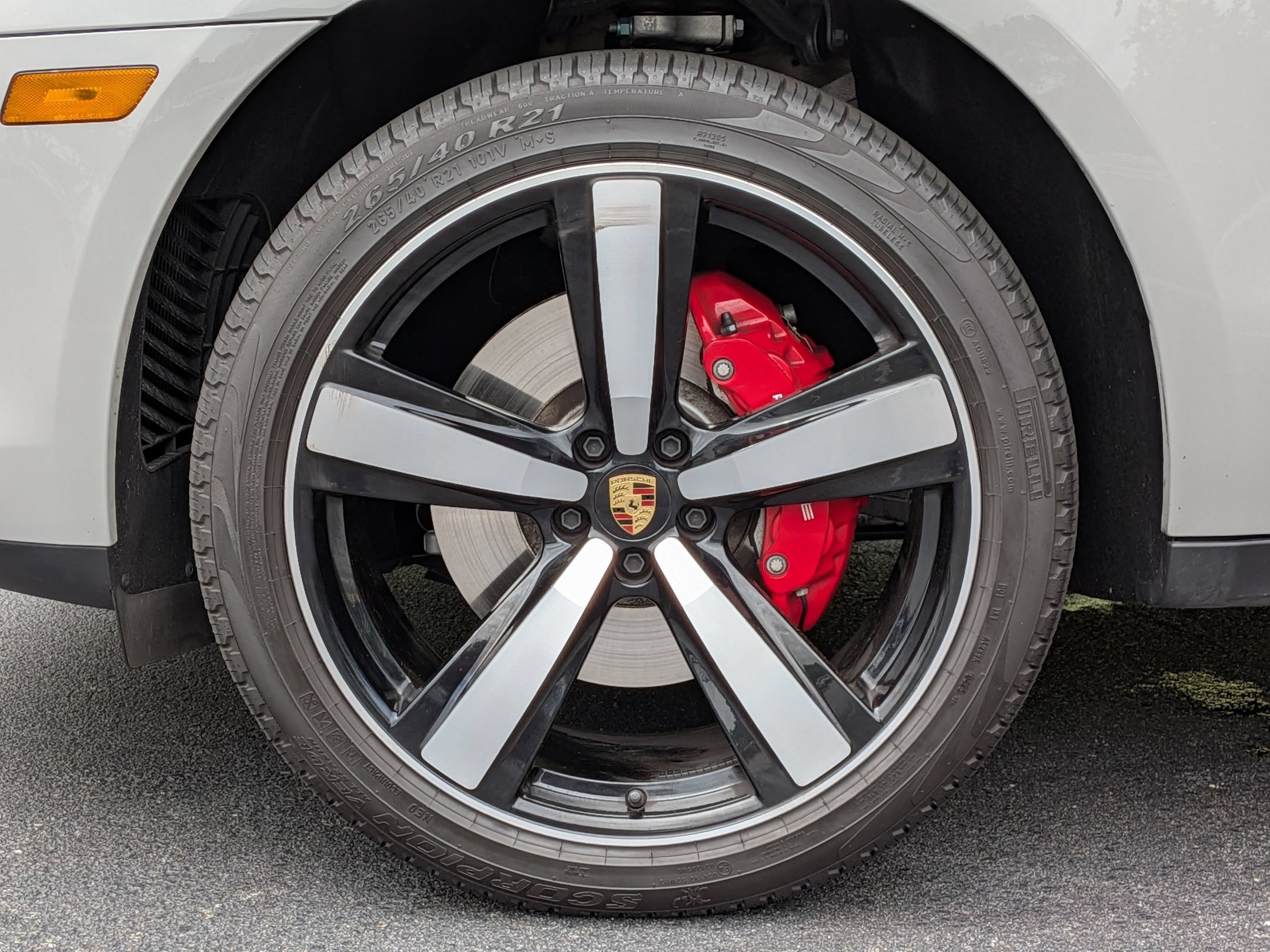 Certified 2025 Porsche Macan S AWD/4WD image 36
