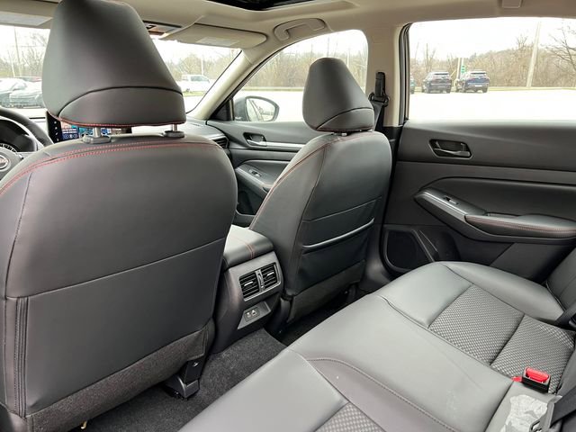 New 2026 Nissan Altima 2.5 SR image 25