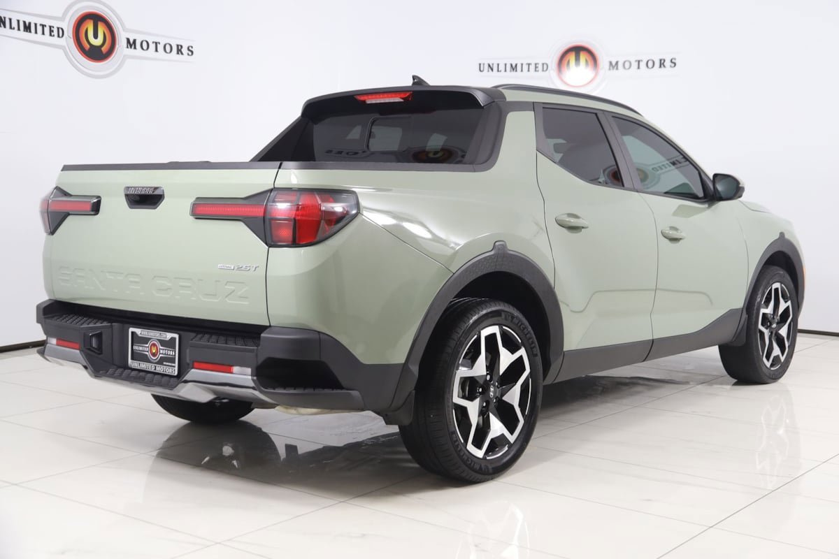 Used 2024 Hyundai Santa Cruz Limited AWD/4WD image 3
