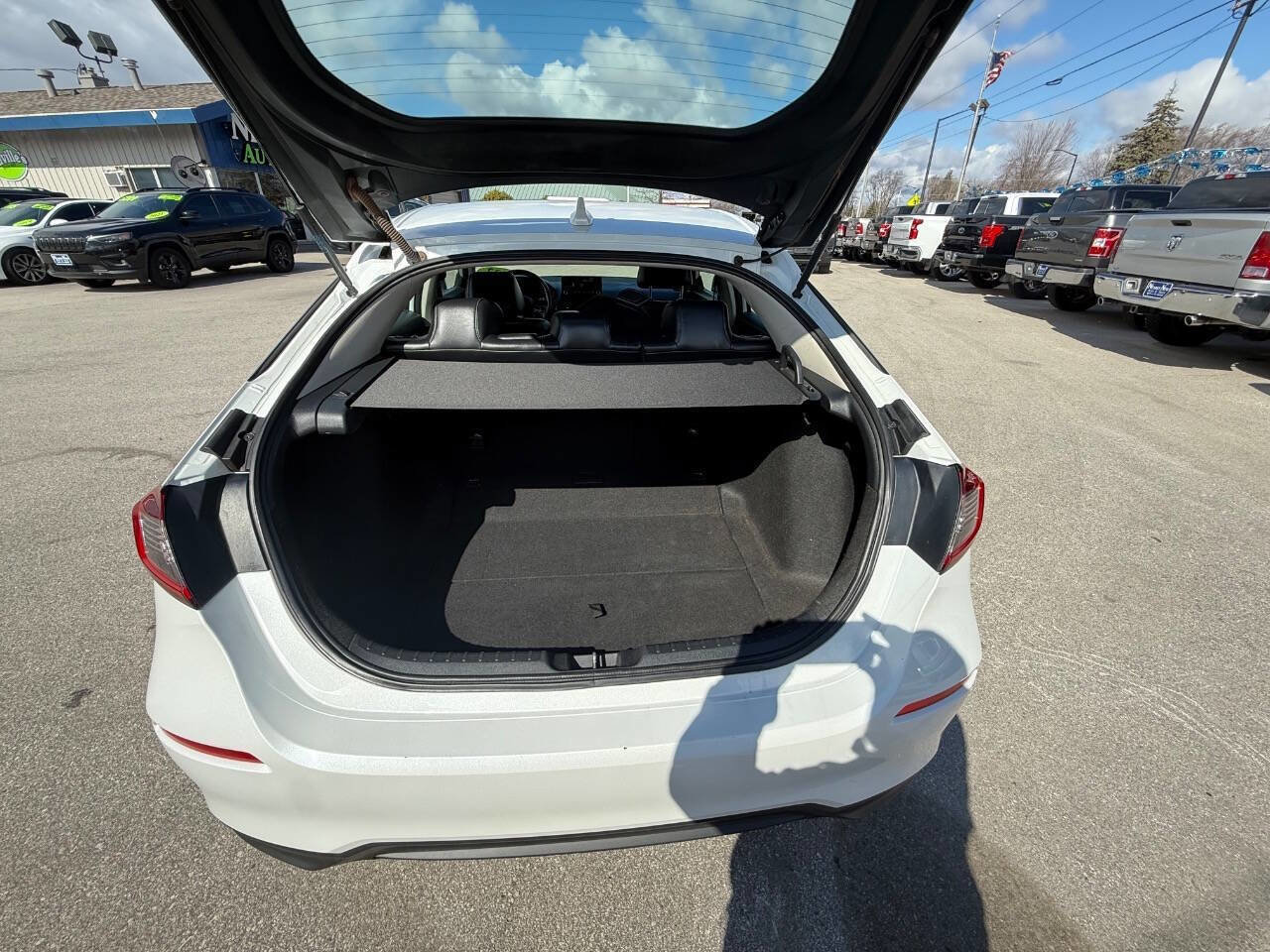 Used 2022 Honda Civic EX-L image 11