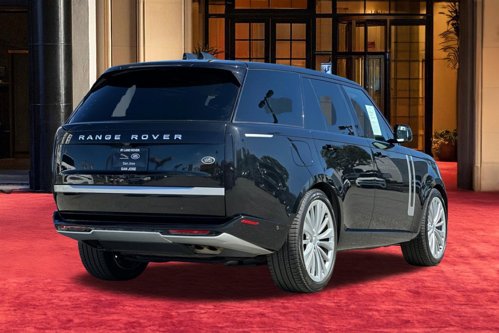 Certified 2023 Land Rover Range Rover First Edition image 10