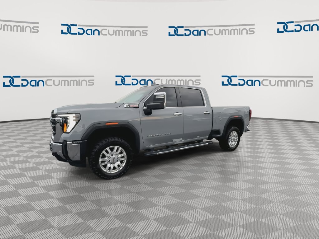 Used 2024 GMC Sierra 2500 SLT w/ SLT Premium Package AWD/4WD image 4