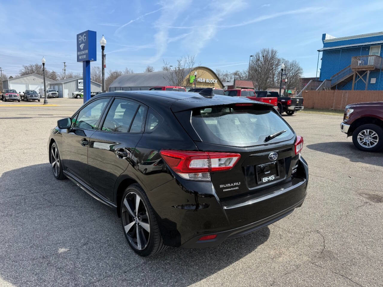 Used 2017 Subaru Impreza 2.0i Sport AWD/4WD image 3