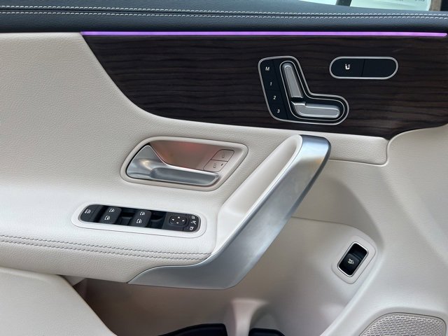 Used 2024 Mercedes-Benz CLA 250 4MATIC image 19