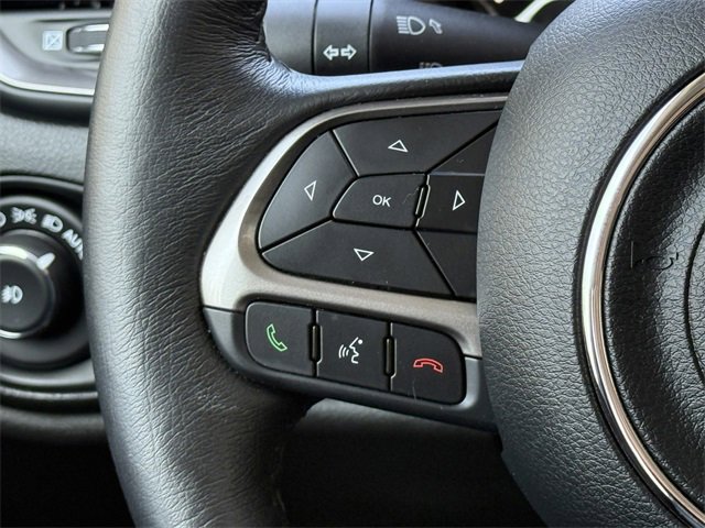 Used 2022 Jeep Renegade Limited image 30