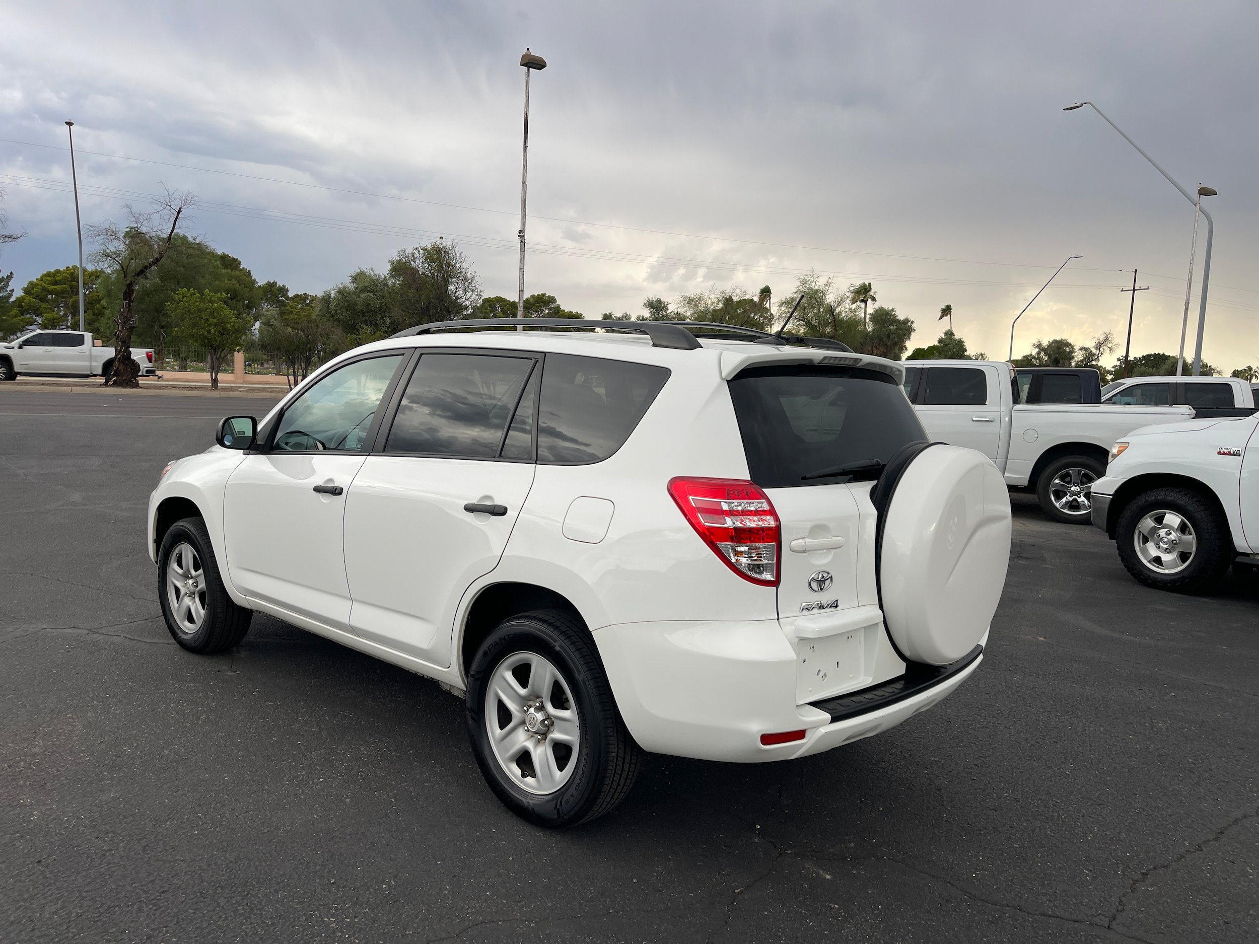 Used 2012 Toyota RAV4 FWD w/ Value Pkg image 3
