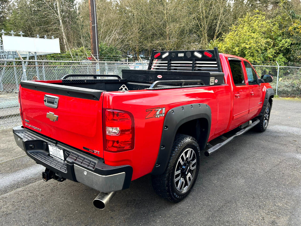 Used 2013 Chevrolet Silverado 2500 LTZ w/ LTZ Plus Package image 5