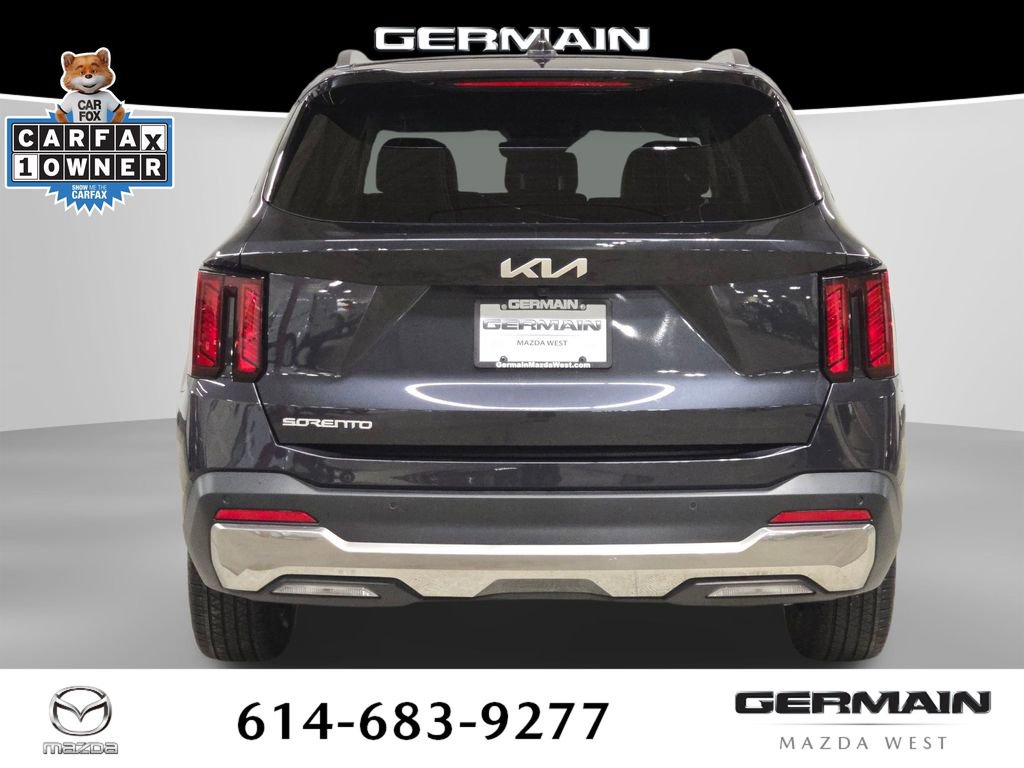 Used 2025 Kia Sorento S w/ Panoramic Sunroof Package image 11