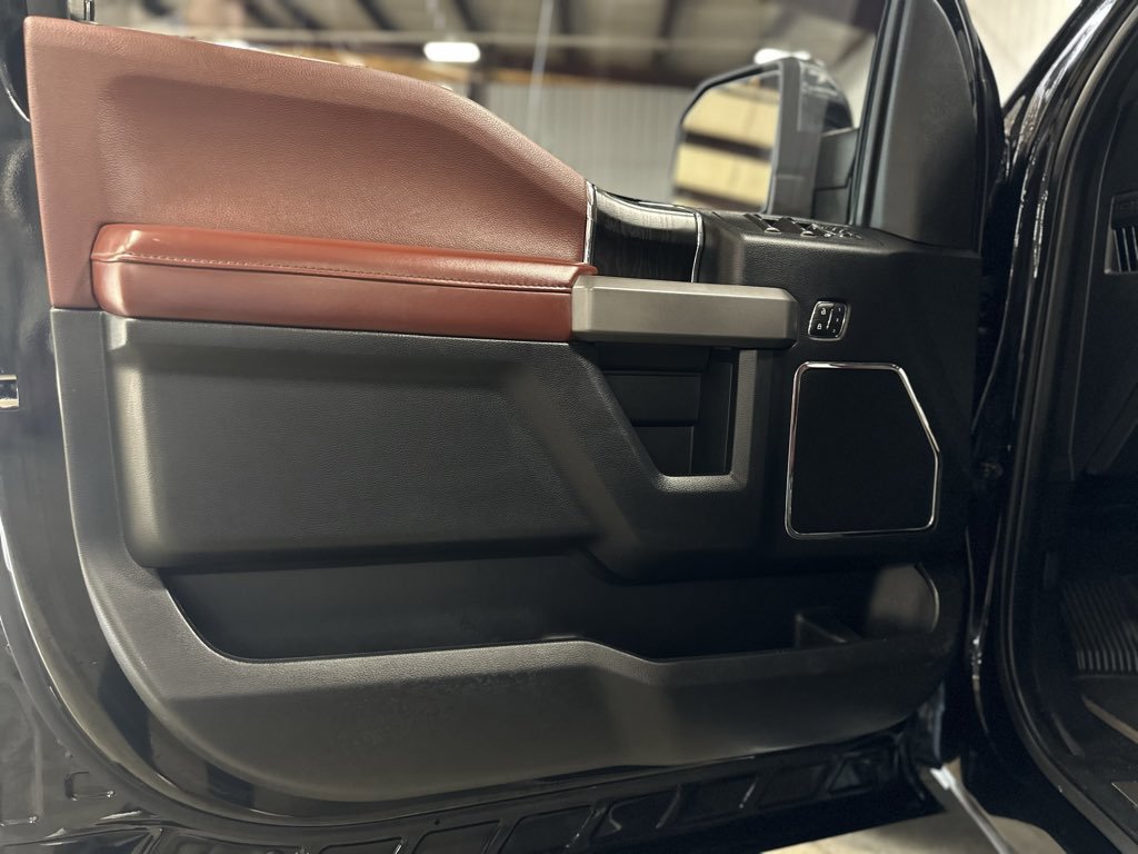 Used 2020 Ford F150 Platinum w/ Equipment Group 701A Luxury image 41