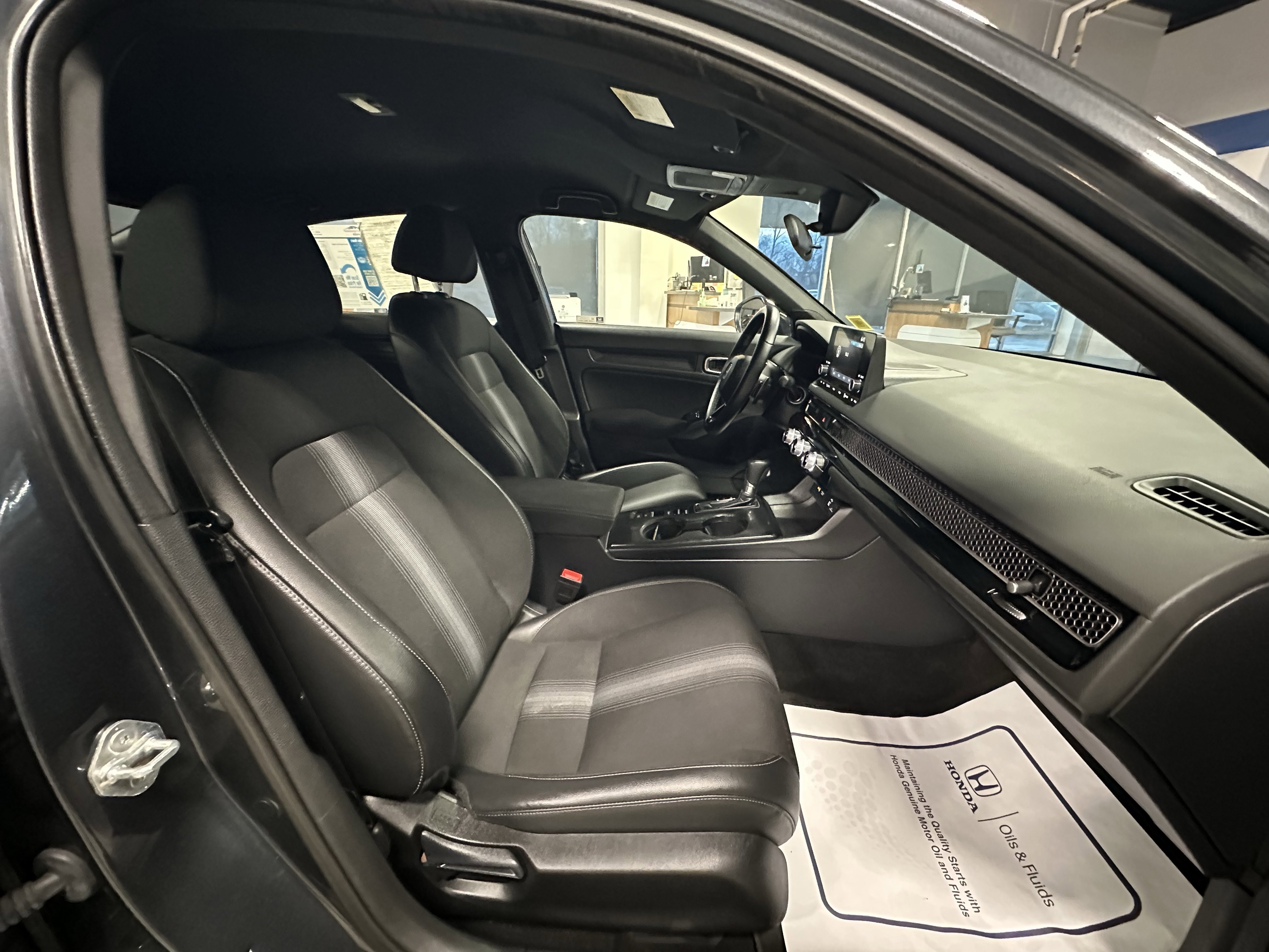 Used 2024 Honda Civic Sport image 18