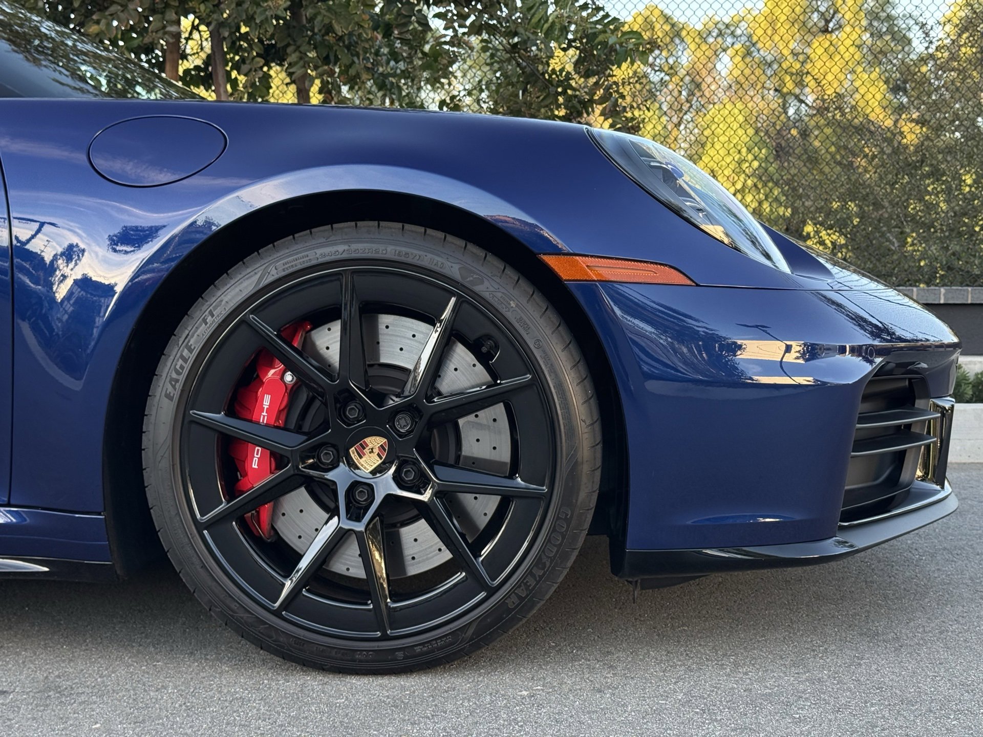 Used 2025 Porsche 911 Carrera S image 9